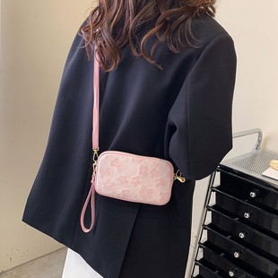 手机专用小挎包出门散步小包放手机和钥匙的包夏天放手机神器横款