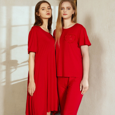 绮瑞女士莫代尔本命年红色睡衣