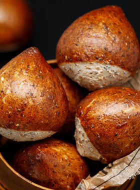 黑全麦碱水小丸子球奇亚籽德式面包低Gig卡脂0无添加蔗糖健身饱腹