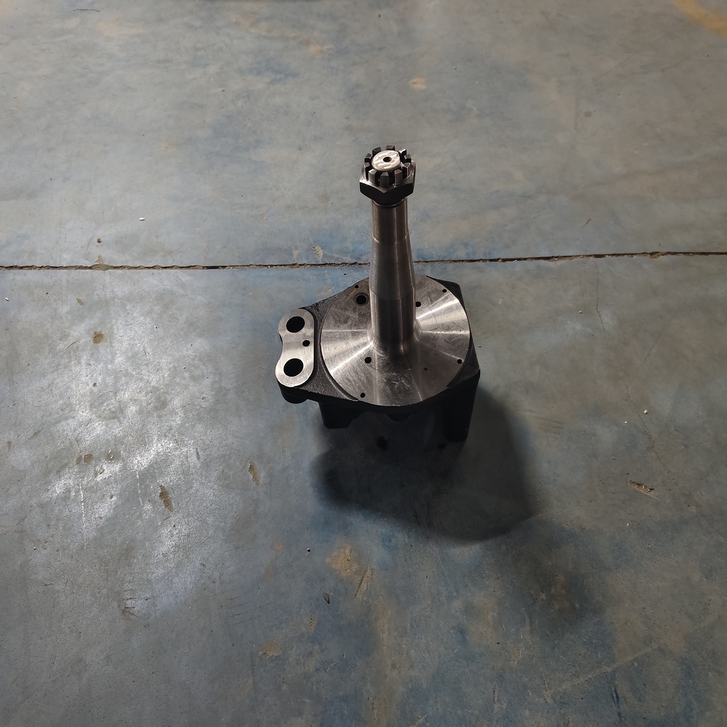 重汽斯太尔前桥专用转向节