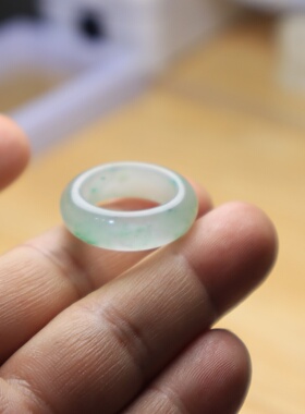 17号冰种戒指阳绿色飘花独龙玉玉戒男女款飘绿指环尾戒扳指送礼