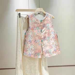 2026年秋中国风女装马甲女背心新中式复古盘扣提花坎肩唐装上衣潮