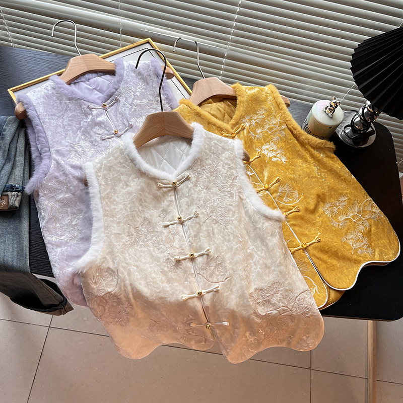 高端丝绒国风马甲盘扣刺绣坎肩背心马夹女款春季新中式夹棉上衣,女装/女士精品,马夹,淘宝优惠券,粉丝福利购,淘宝优惠卷