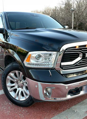 适用13-18年道奇公羊中网格栅LED小灯行车灯RAM1500前中网日行灯