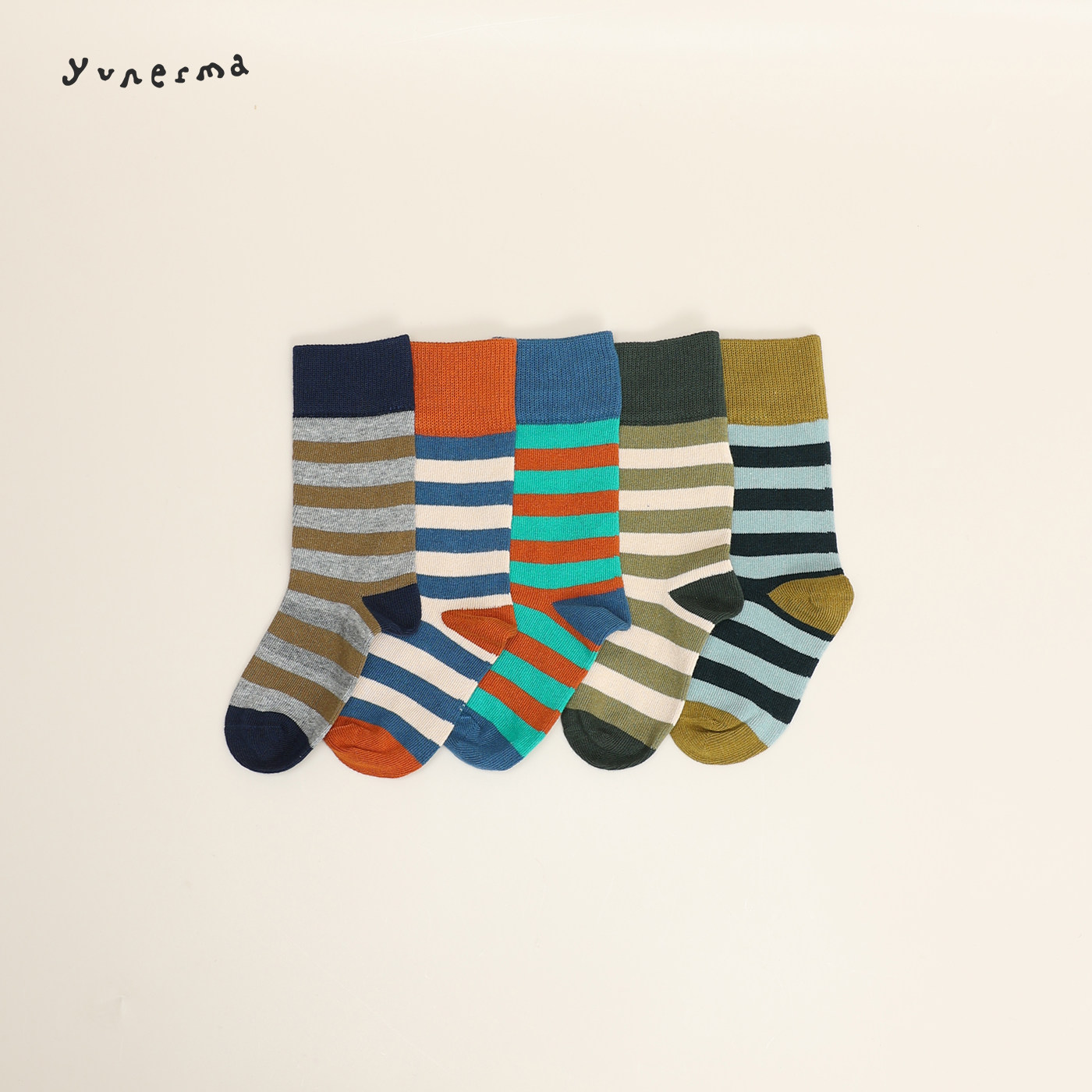 幼儿园宝宝2025冬季新款百搭条纹短袜儿童秋冬经典棉袜男孩袜子潮