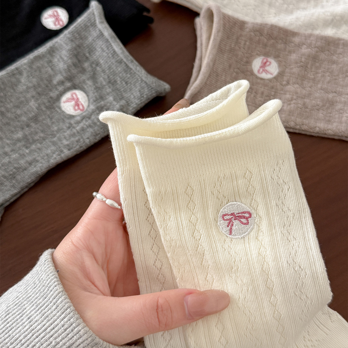 芭蕾风蝴蝶结袜子中筒甜美少女春夏薄款网眼透气搭配德训鞋诸暨袜