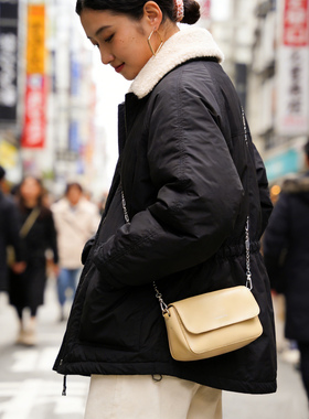 禾二HIR黄油包浅春系牛皮单肩斜挎腋下原创设计链条迷你小方包