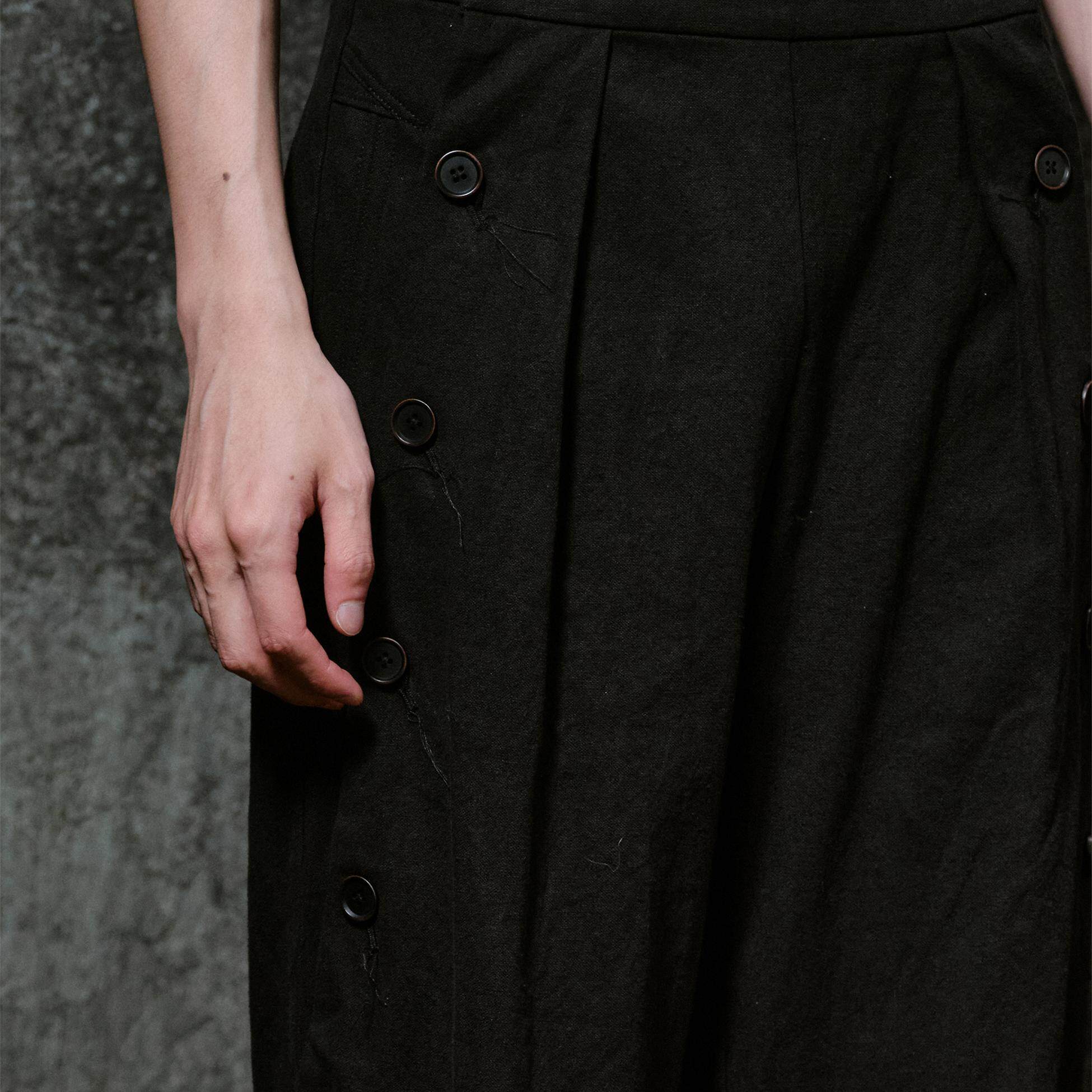 凌鸦ILNya-秋冬排扣马裤