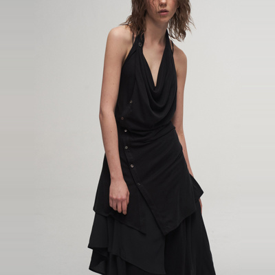 「 凌鸦ILNya 」差池_黑 月痕挂脖背心 羊毛莱赛尔荷叶边背心吊带