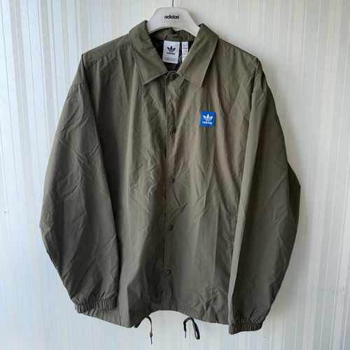 潮包背 现货 Adidas 三叶草男款滑板运动休闲外套 JC6842