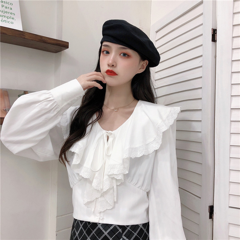 Real V-neck lace splicing Lantern Sleeve short shirt Long Sleeve Ruffle versatile Pullover Top