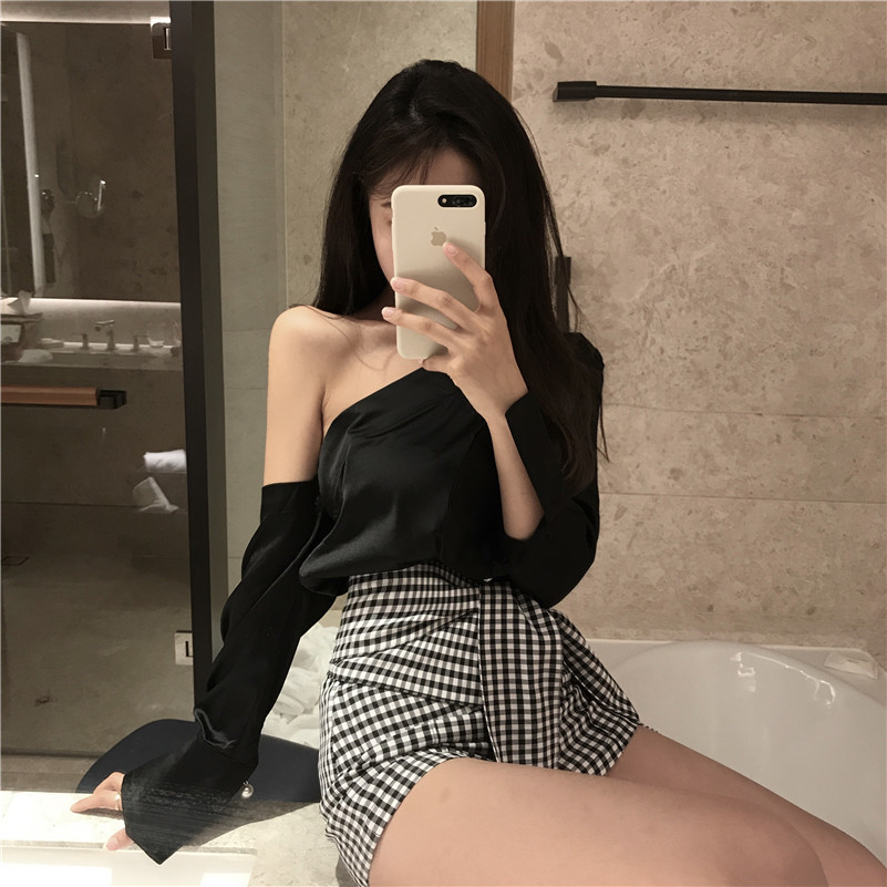 Real shot 2021 early spring slant shoulder irregular design shirt + super durable saving Plaid high waist bandage shorts