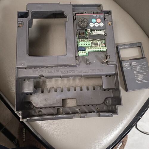 议价变频器FR-E740-11K-CHTFR-E740-7.5K-CHTFR-E740-15K-CHT