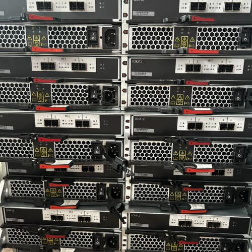 议价Netapp DS212C DS224C IOM12扩展柜