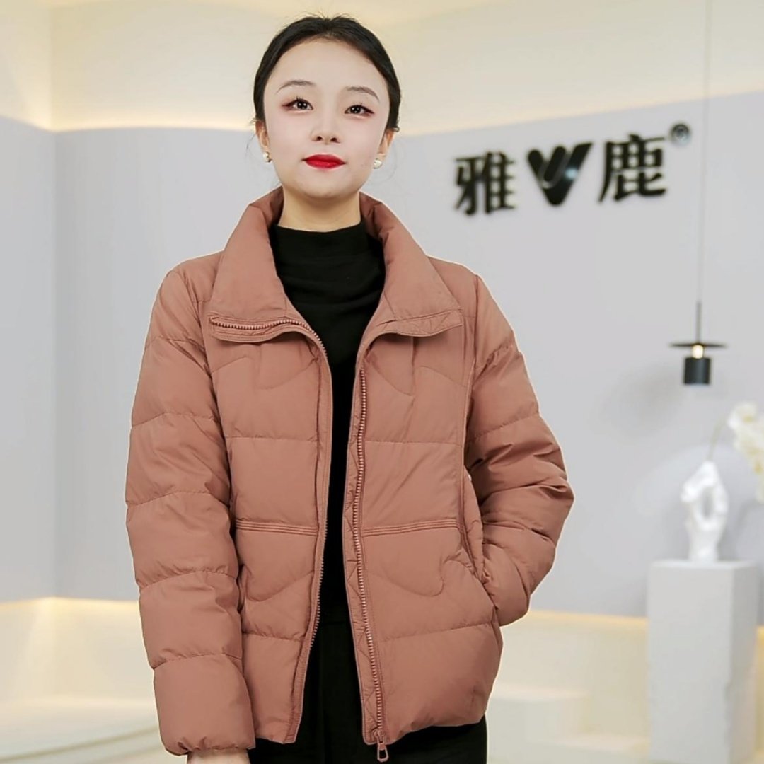雅鹿羽绒服女款25年新款妈妈装90鸭绒正品小个子立领短款羽绒外套
