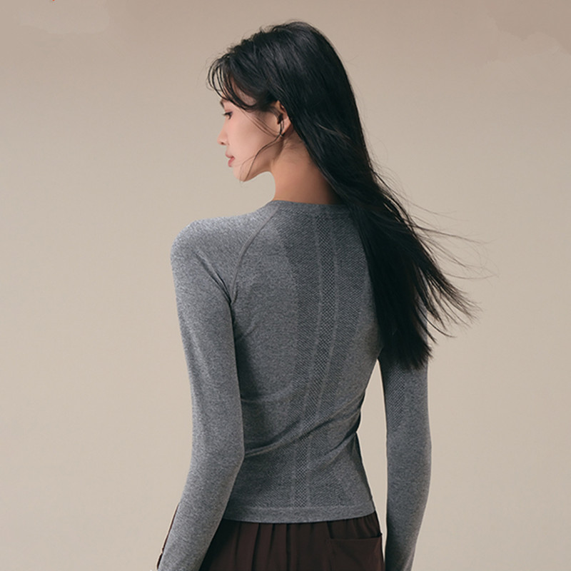 IuIu秋季修身运动瑜伽服上衣长袖