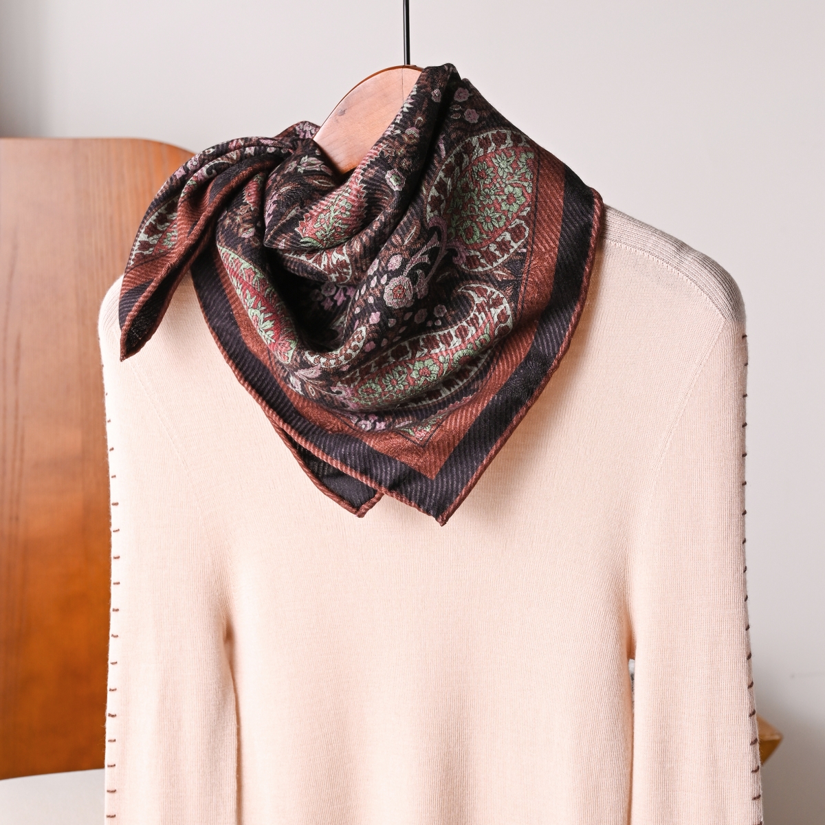 暗香腰果花丝毛提花围巾真丝羊毛中方巾秋冬季民族风保暖丝巾领巾