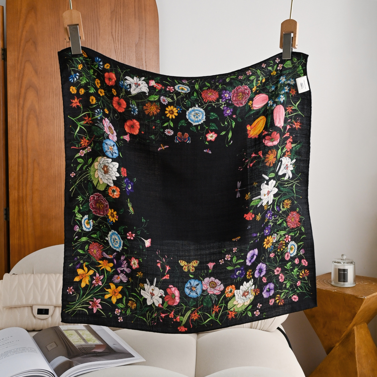 金靖同款黑色花卉真丝羊毛方巾秋冬新桑蚕丝羊毛围巾双面丝毛丝巾