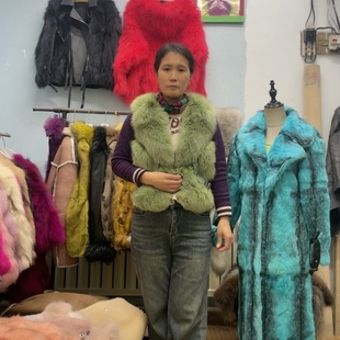 2025新款皮草外套女短款狐狸毛领加厚保暖时尚百搭显瘦毛毛外套