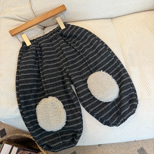 儿童冬季中性款羊绒加厚加绒条纹补丁裤FK125