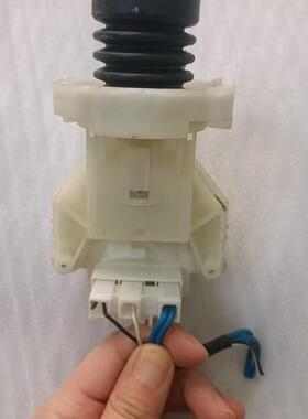 适用韩国大宇壁挂洗衣机排水泵XQG30-881E /882/888/999V原装拆机