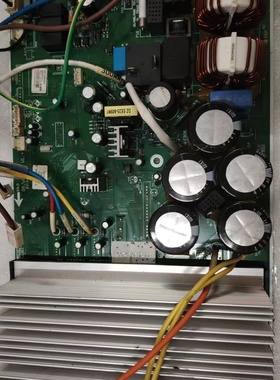 适用格力变频空调3P匹外机30138347 W8233Y 电脑板GRJW823-A