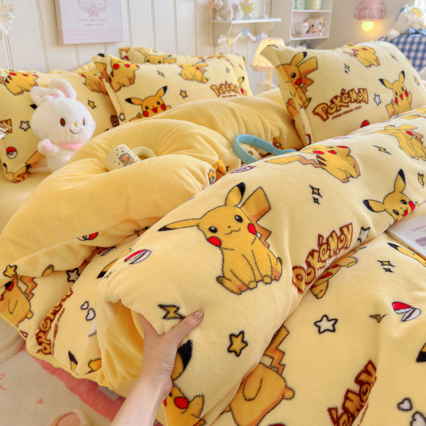 冬季皮卡丘牛奶绒保暖四件套双面珊瑚绒被套宿舍加绒床单三件套4