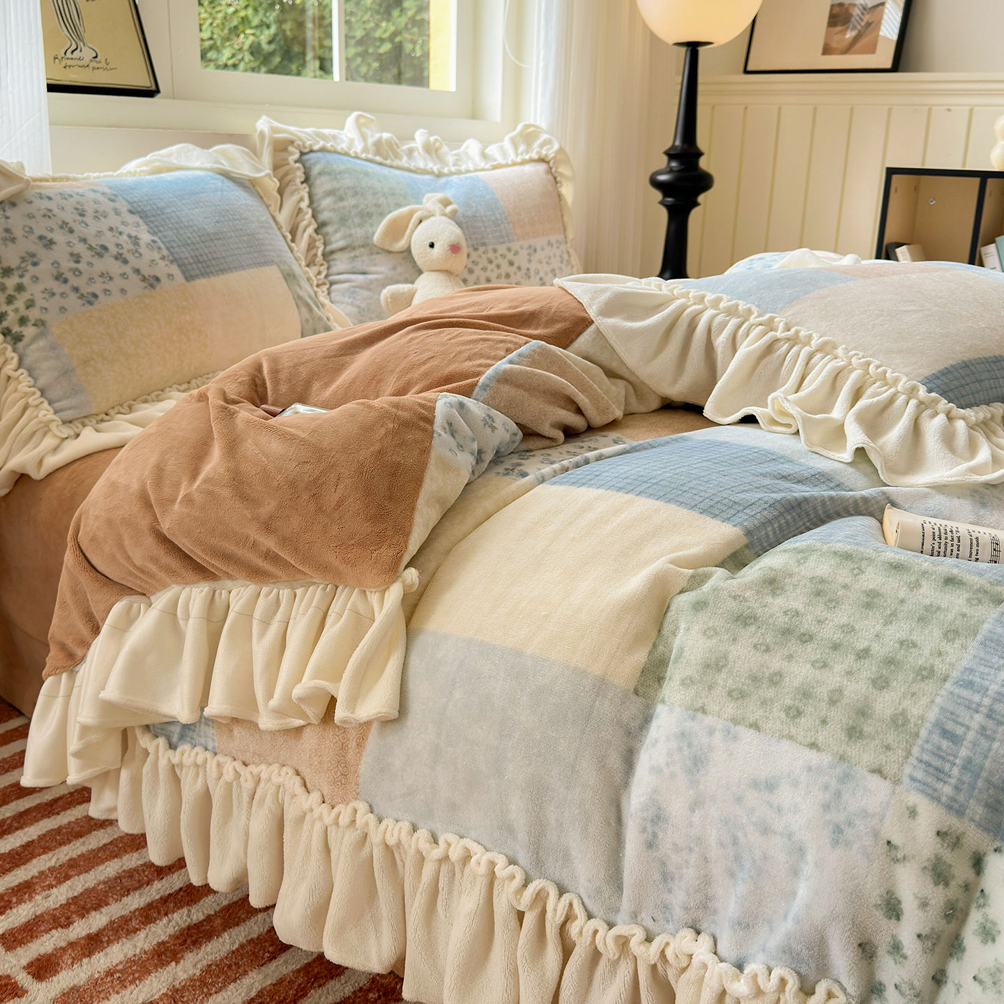 冬季ins田园加厚牛奶绒花边四件套双面绒珊瑚绒床单被套床三件套