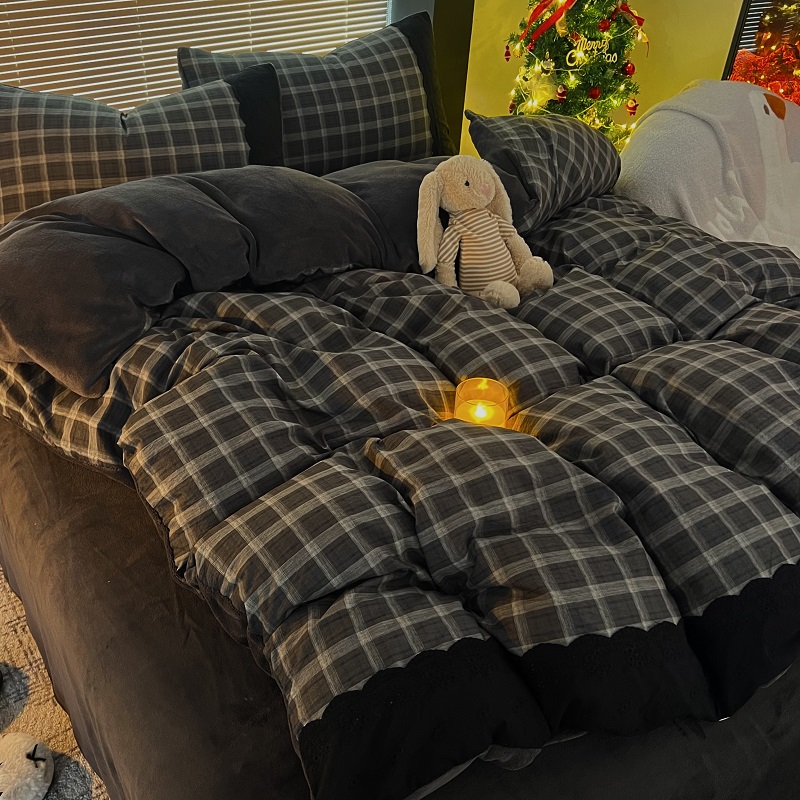 冬天灰色格子花边牛奶绒四件套双面珊瑚绒被套宿舍加绒床单三件套
