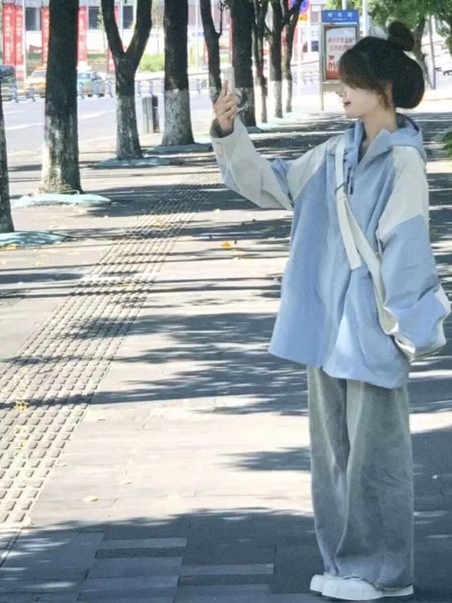 国潮美式复古拼接冲锋衣外套女2024春秋新款宽松连帽运动夹克上衣
