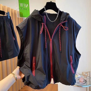 春夏户外轻薄百搭宽松休闲速干防晒外套 连帽马甲女无袖 特大码 工装