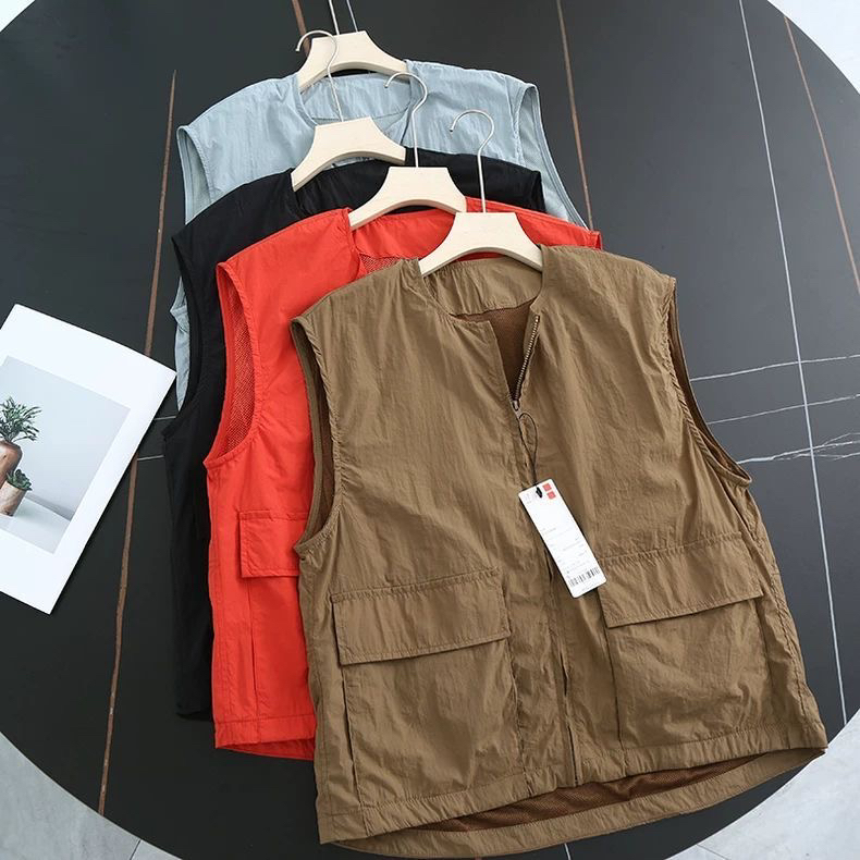 日单情侣款户外轻薄登山运动背心休闲工装马甲坎肩口袋外套