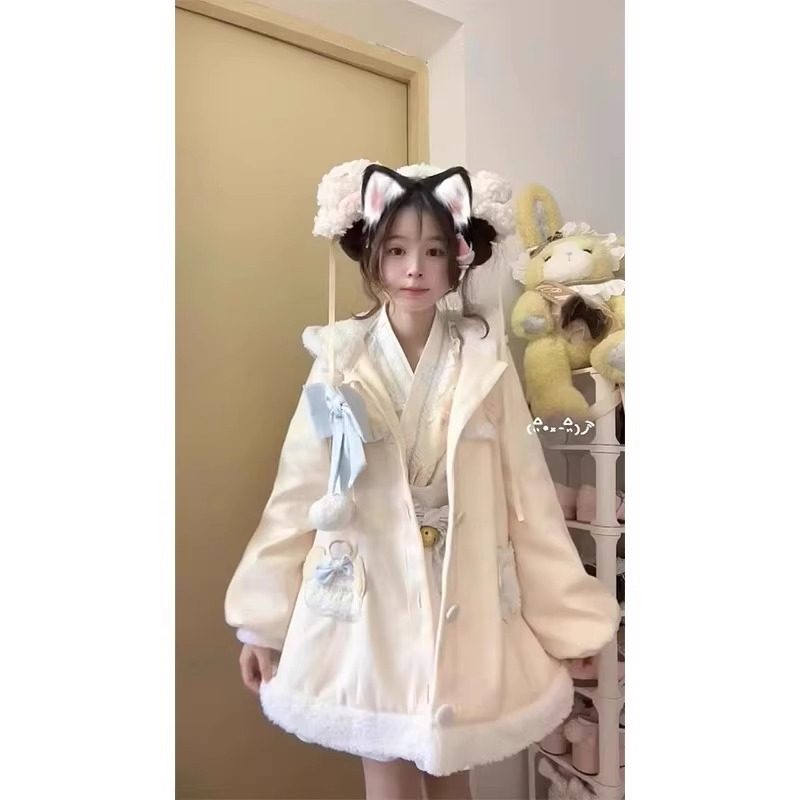 过年穿搭新年战袍拜年服洛丽塔lolita外套加绒棉服大衣女可爱甜美