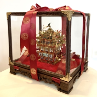 花轿喜扇玻璃罩点翠凤冠展示盒适配拼酷十里红妆金翅鸟冠非久间堂