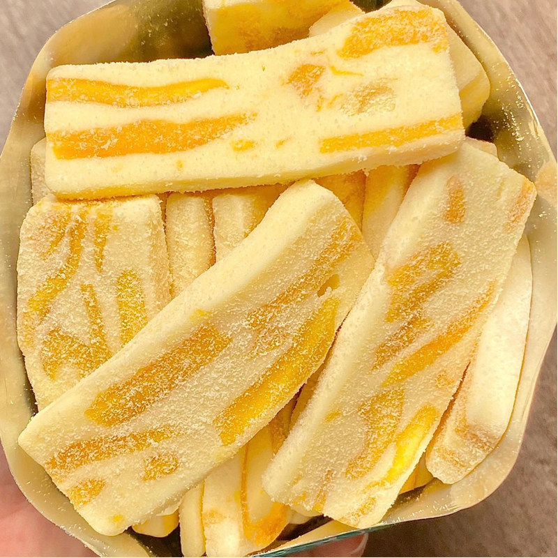 网红草莓芒果奶糕芒果之恋芒果干牛轧糖软糖传统手工糕点零食休闲