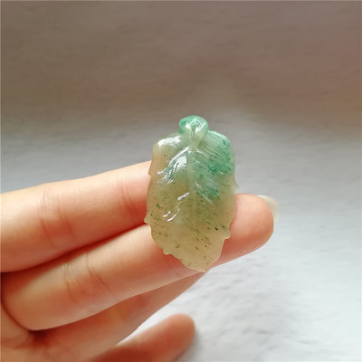 正品天然玉石独山玉树叶吊坠南阳玉独玉叶子项链苏工事业有成玉坠