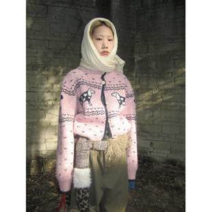 3months冬季新款韩系少女感甜美减龄提花半高领宽松开衫毛衣外套