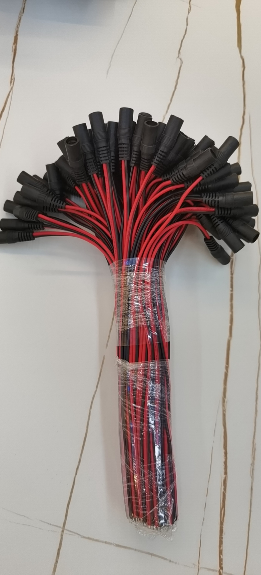 12VDC电源线母头 电源DC头红黑线包皮30CMDC母头电源延长线公母头