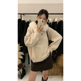 Ademe精致俏皮软糯糯针织衫 770 配可拆卸手工毛仿毛毛领