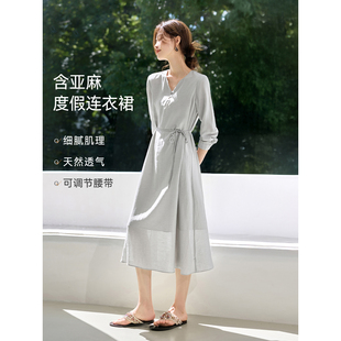 沫晗依美含亚麻度假感气质长裙2026春季舒适轻薄透气显瘦连衣裙女