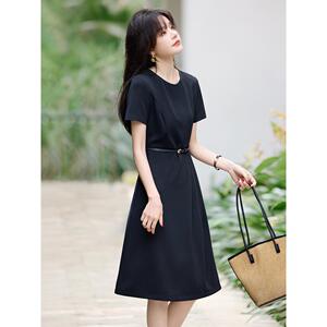 沫晗依美通勤压褶腰带纯色短袖连衣裙2026夏新款设计感简约连衣裙