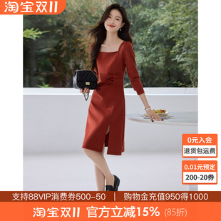 沫晗依美复古方领休闲针织收腰抽褶裙子2025春季 开叉连衣裙女 新款