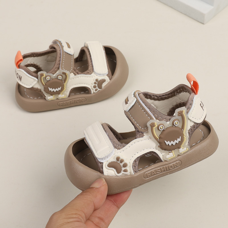 夏季男宝宝凉鞋防滑软底沙滩鞋