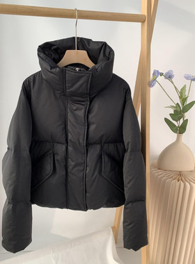 现货MM6同源刺绣数字Logo短款羽绒服宽松外套秋冬新品