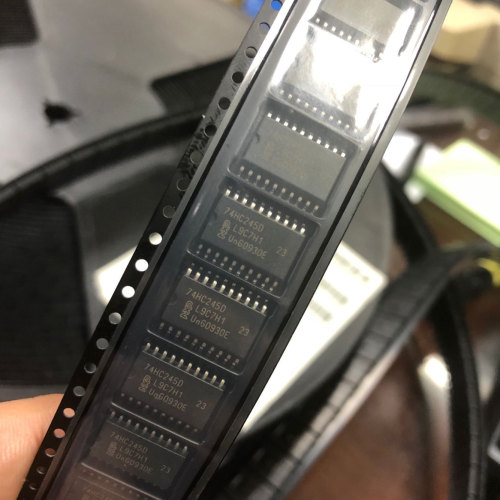 74HC245D 贴片 CMOS逻辑器件 SOP20 全新原装进口NXP 7.2MM宽体