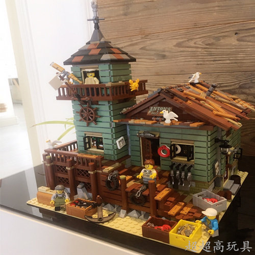 兼容乐高城市街景渔夫小屋鱼店房子女孩创意礼物拼装玩具积木模型