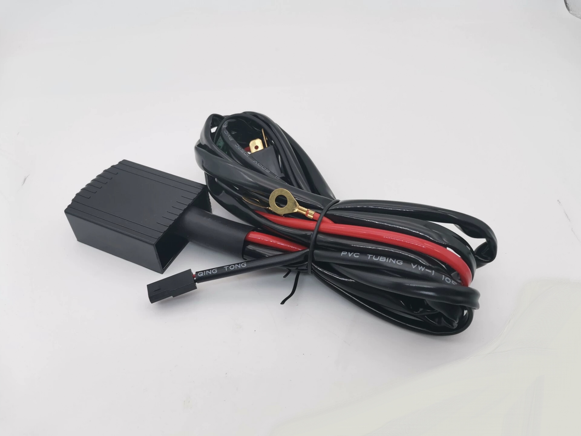 汽车大灯改装透镜H4变光线组加强灌胶一拖二线束氙气变光线组新款