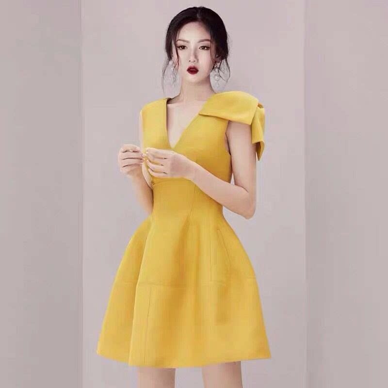 性感V领蝴蝶结礼服轻奢小众高端级气质名媛晚宴年会收腰A字连衣裙