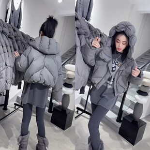 太阳花连帽羽绒棉服2025冬新款欧货时髦大帽子压格抽绳短泡芙外套