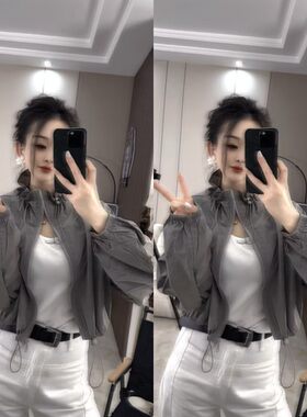 欧货时髦花瓣领抽绳款拉链短外套